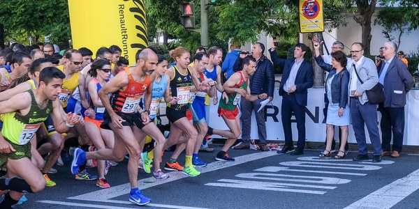 Rubén Álvarez y Tamara Pérez se imponen en la prueba de 10K de la Carrera Parque Vega de Triana ‘Renault Street Run’, que ha contado con casi 9.000 inscritos