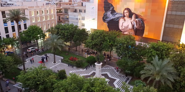 Sevilla homenajea a Murillo con una Inmaculada Colosal pintada por miles de ciudadanos