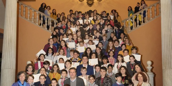 Sevilla renueva su sello como Ciudad Amiga de la Infancia con el que UNICEF reconoce el impulso de la participación y el compromiso en el cumplimiento de propuestas