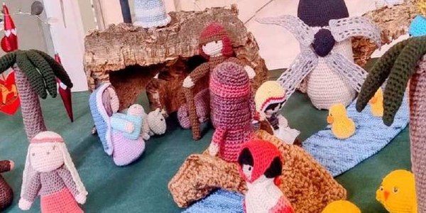 BELEN ARTESANAL DE CROCHET ELABORADO Y DONADO POR TEJEDORAS DE TEJIENDO LA CIUDAD