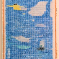 22 FEDERICO JAIME, Sin título, Ceras y lápices sobre reverso de calendario chino, 78 x32 cm