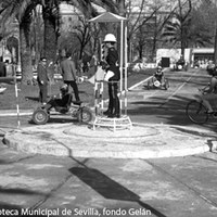 18. Parque Infantil de Automovilismo y Circulación el día de su inauguración en 1965 ©ICAS-SAHP, Fototeca Municipal de Sevilla, fondo Gelán