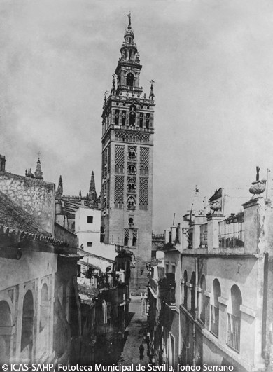 Calle Mateos Gago  y Giralda.jpg