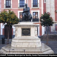 08 Monumento al escultor Martínez Montañés en la plaza del Salvador. Ver pp.257-281 Tomo I
