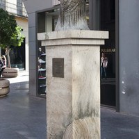 20 Monumento a Pastora Imperio, obra de Luis Álvarez Duarte en la confluencia de las calles Velázquez y O´Donnell. Ver pp.257-281 Tomo I