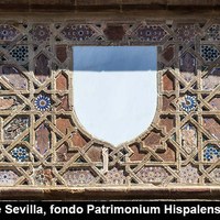 04 Alicatado que enmarca la ventana geminada de la fachada del palacio.  Ver pp. 219-235 Tomo I