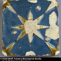06 Azulejos de arista. Siglo XVI