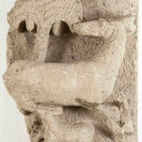 04 Estela púnica con caballo y palmera, Ver op.cit. p.51. Tomo II