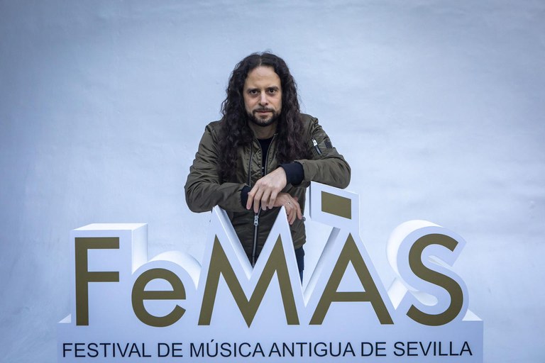 Foto Fahmi Tótem. FeMÀS.jpg Foto Fahmi Tótem. FeMÀS.jpg