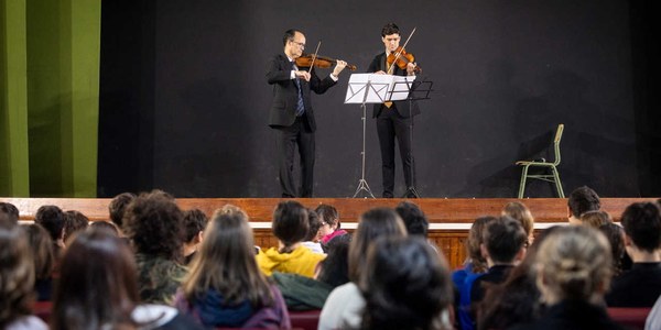 El FeMÀS ofrece un Viaje Musical al Barroco a más de mil escolares en Bellavista, Sevilla Este, El Porvenir y Triana