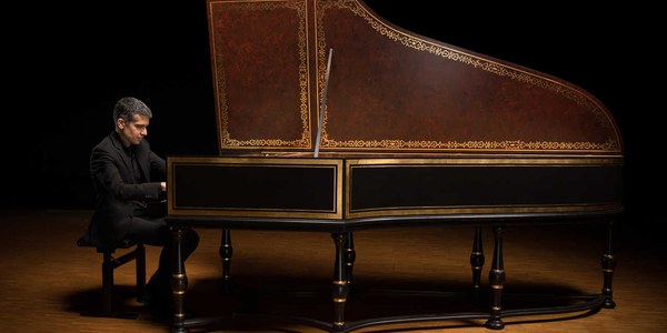 DIEGO ARES - Linajes del teclado ibérico